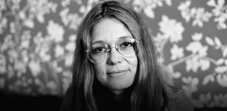 woman with glasses, gloria steinem